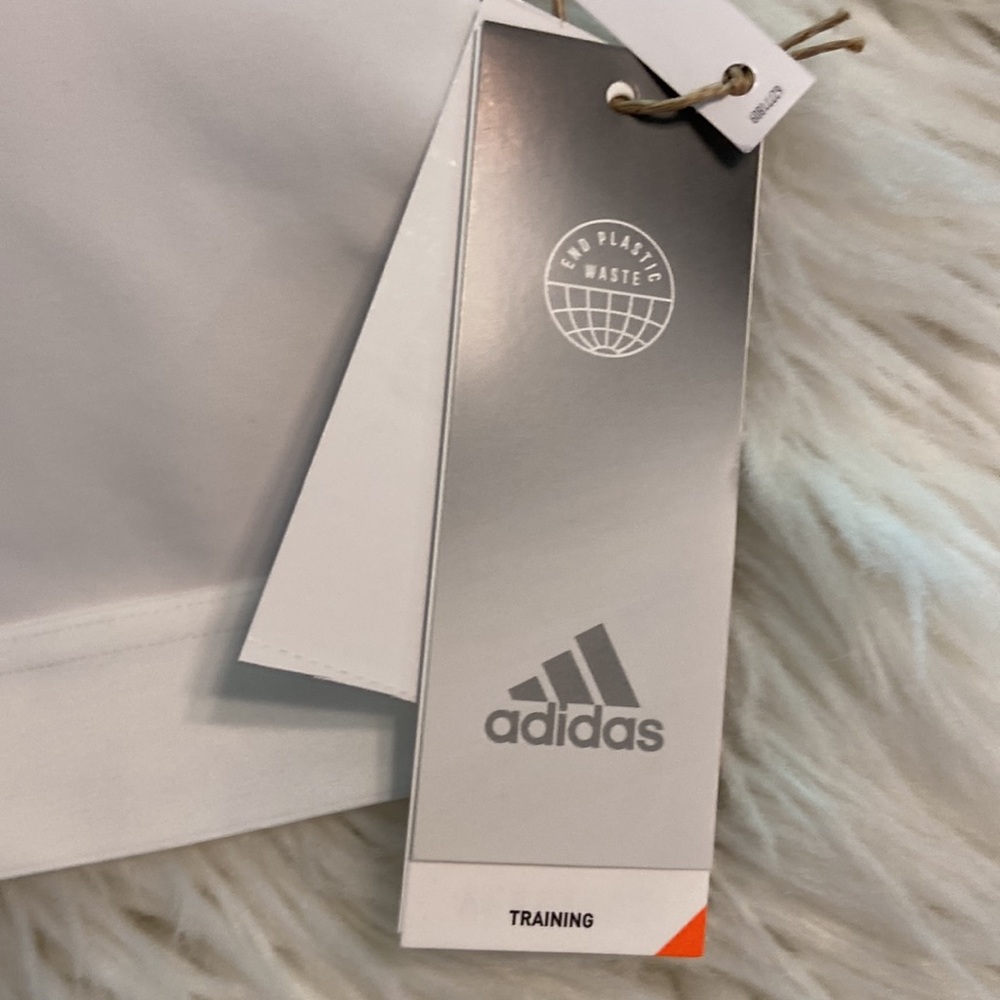 Adidas Women's White Sports Bra brand new with tag - Picture 3 of 8